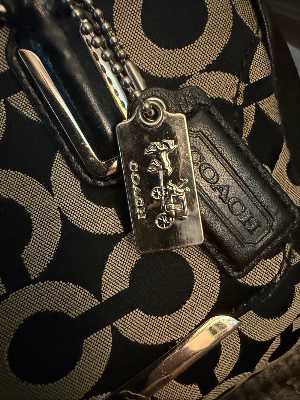 Coach Black & Beige Madison Madeline east/west satchel! Like new condition - Picture 14 of 14